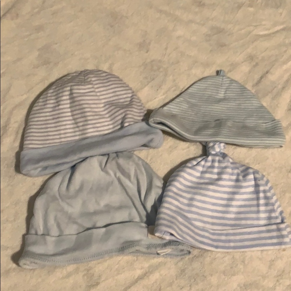 Lot of four newborn hats